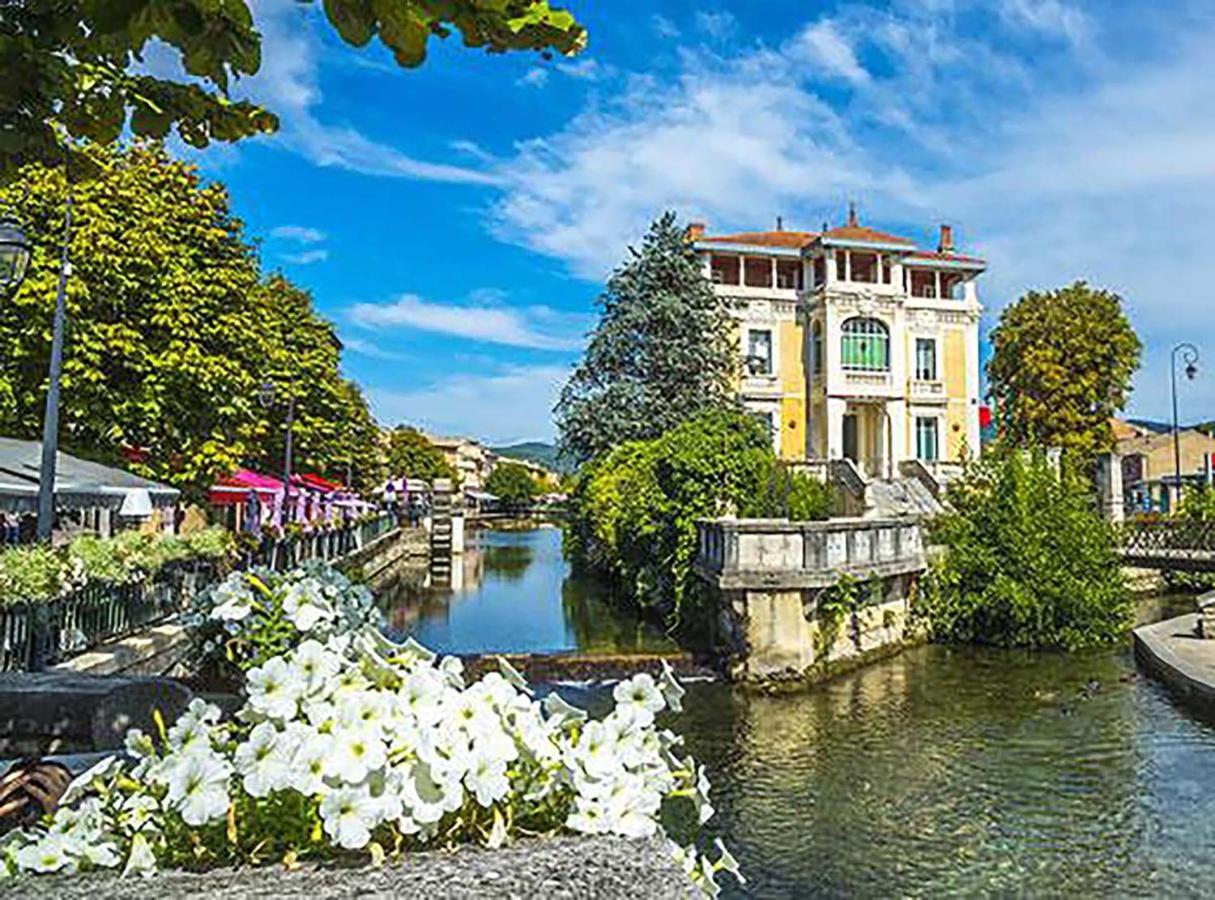 Enfin Arrivés ! Сasa de vacaciones LʼIsle-sur-la-Sorgue